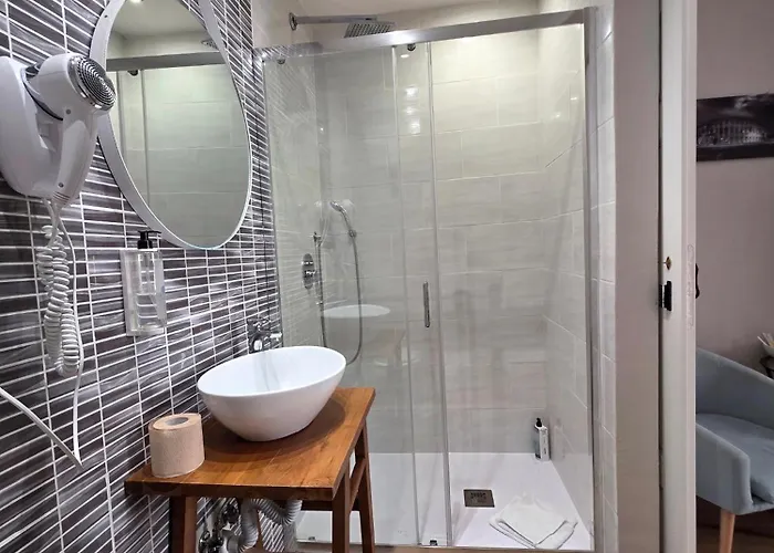 Nicole